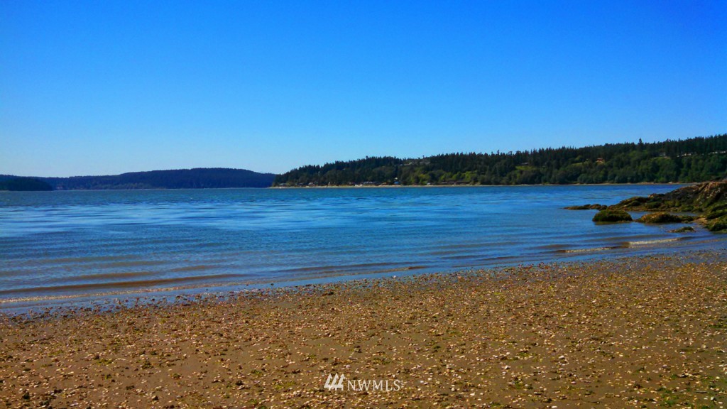 8446 Thompson Beach Road Anacortes, WA 98221 - Photo 19 of 20 Gallery Image 19