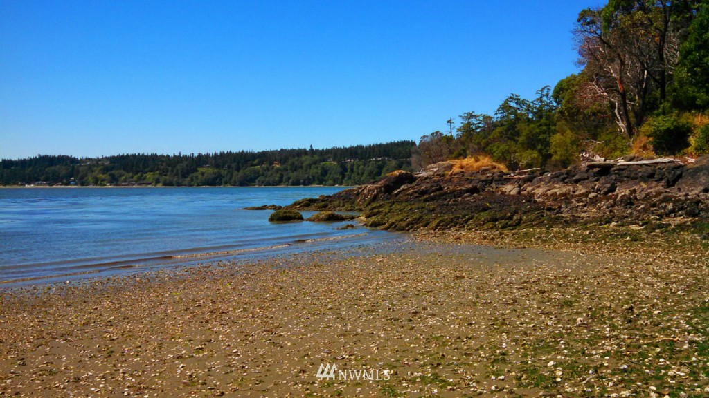 8446 Thompson Beach Road Anacortes, WA 98221 - Photo 20 of 20 Gallery Image 20