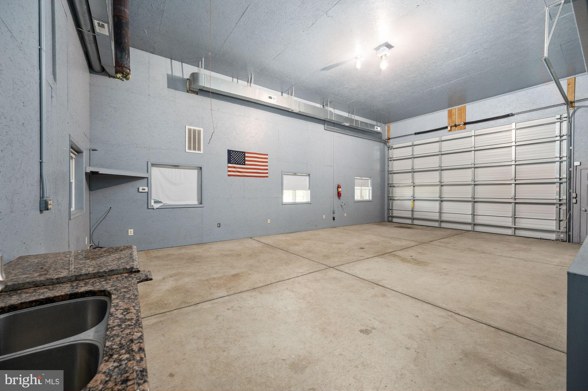 161 Forest Lane Road Fredericksburg, VA 22405 - Photo 52 of 99 Interior room in large barn