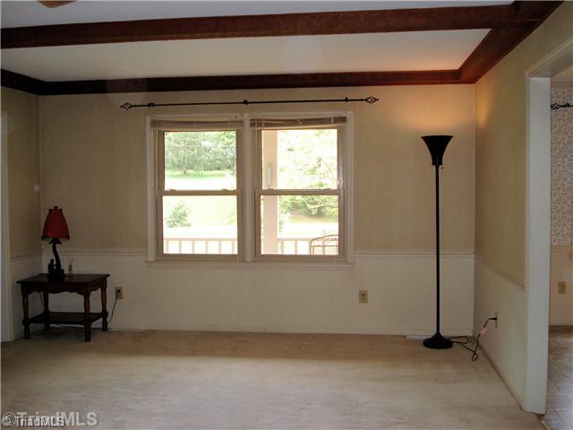 400 Grenham Road Greensboro, NC 27455 - Photo 2 of 15 Den/Family/Great Room. The Great Room of this home has plenty of space for your furniture pieces. .