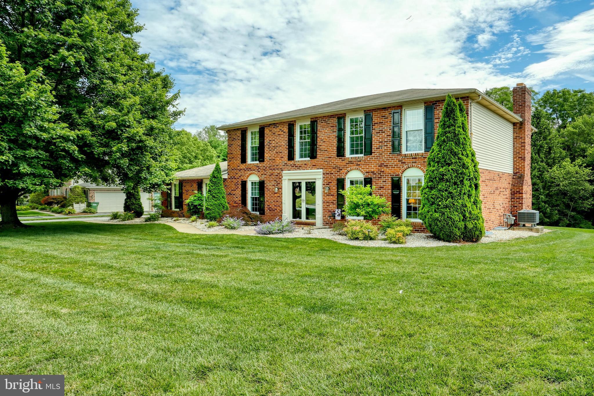 2348 Jonquil Road York, PA 17403 - Photo 8 of 44