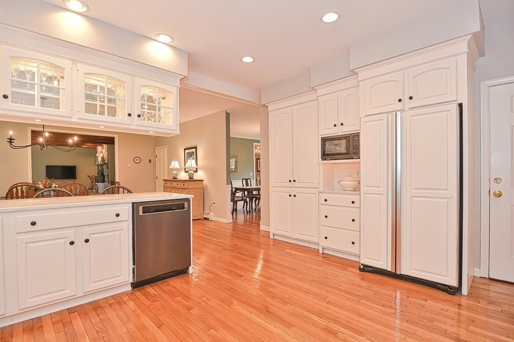 14 Stop River Road Norfolk, MA 02056 - Photo 5 of 42 Gallery Image 5