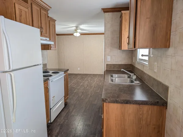 $1,250 | 125 Hayman Drive, Interlachen, FL 32148