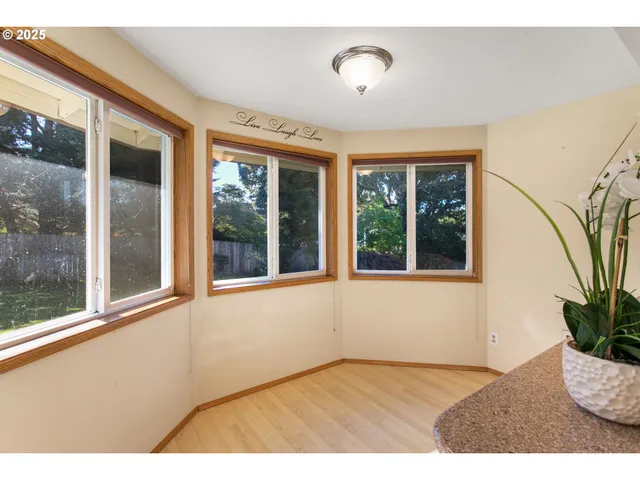 $599,900 | 2113 Northeast 152nd Street, Vancouver, WA 98686