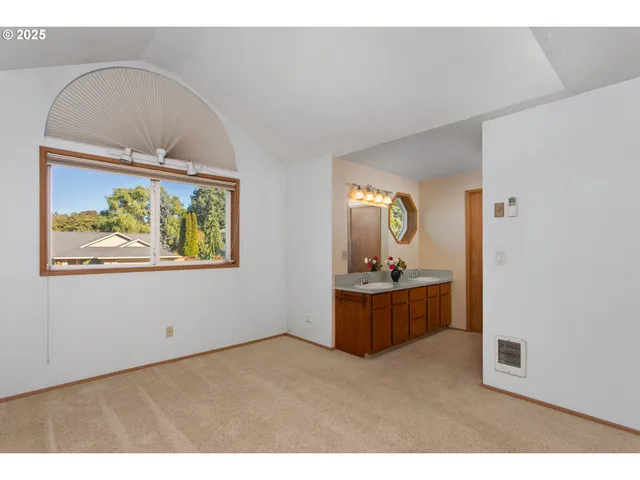 $599,900 | 2113 Northeast 152nd Street, Vancouver, WA 98686