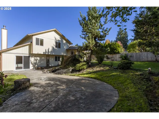 $599,900 | 2113 Northeast 152nd Street, Vancouver, WA 98686