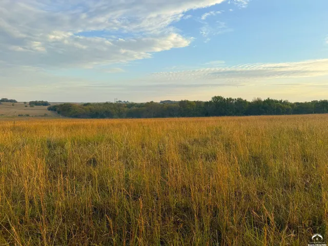 $245,000 | 146 North 1150 Road, Berryton, KS 66409