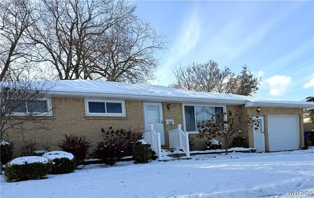 $235,500 | 156 Leocrest Court, West Seneca, NY 14224