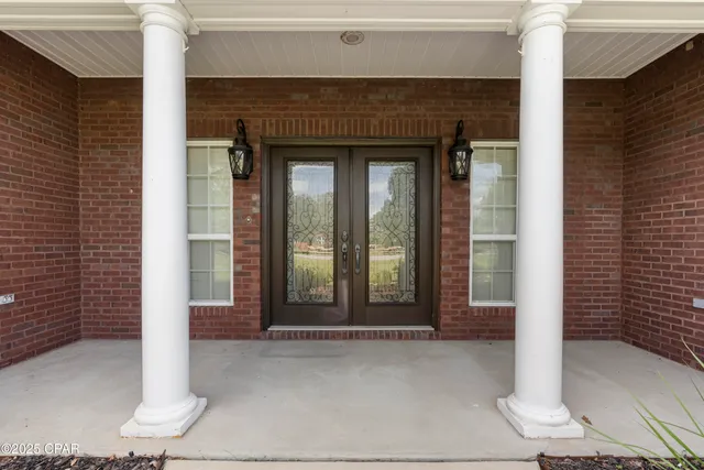 $595,000 | 7712 South McCann Road, Southport, FL 32409