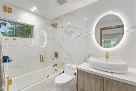 $2,249,000 | 400 Northwest 24th Street, Wilton Manors, FL 33311