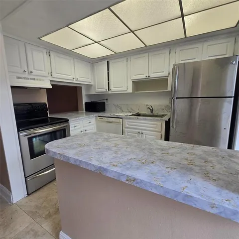 $1,800 | 2301 Northeast 14th Street Causeway, Unit 303W, Pompano Beach, FL 33062