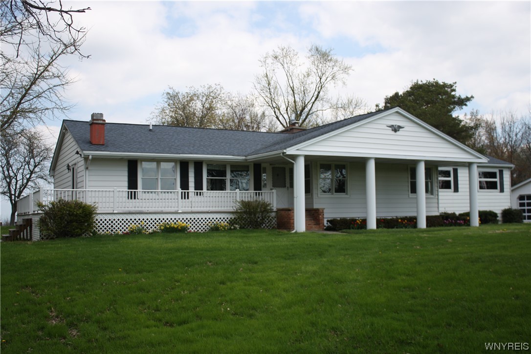 2831 Lower Mountain Road Lewiston, NY 14131 - Photo 2 of 44