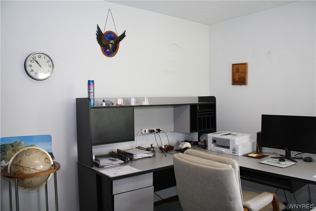 2831 Lower Mountain Road Lewiston, NY 14131 - Photo 22 of 44 Bedroom 3