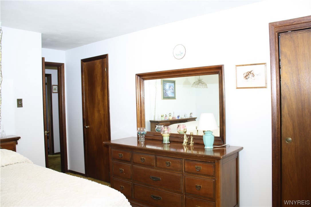 2831 Lower Mountain Road Lewiston, NY 14131 - Photo 24 of 44 Bedroom 4