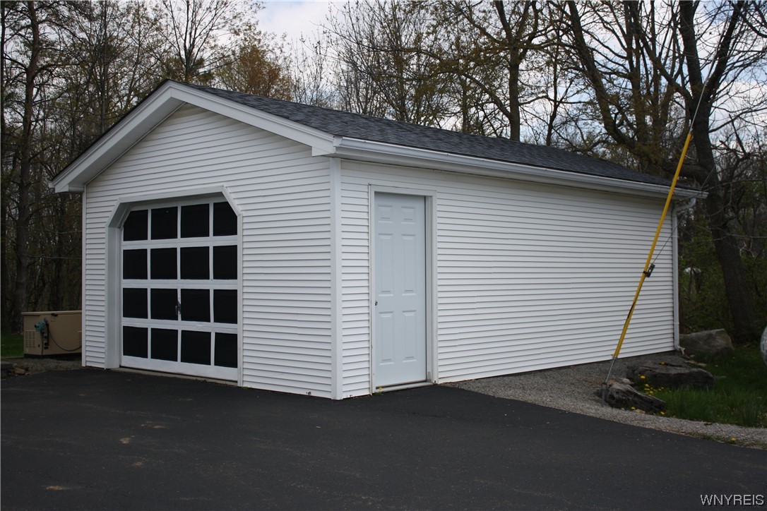 2831 Lower Mountain Road Lewiston, NY 14131 - Photo 39 of 44 1st Detached Garage