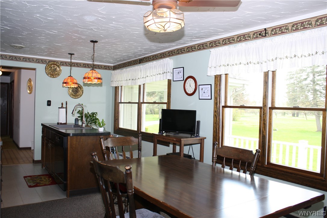 2831 Lower Mountain Road Lewiston, NY 14131 - Photo 10 of 44 Kitchen island with sink
