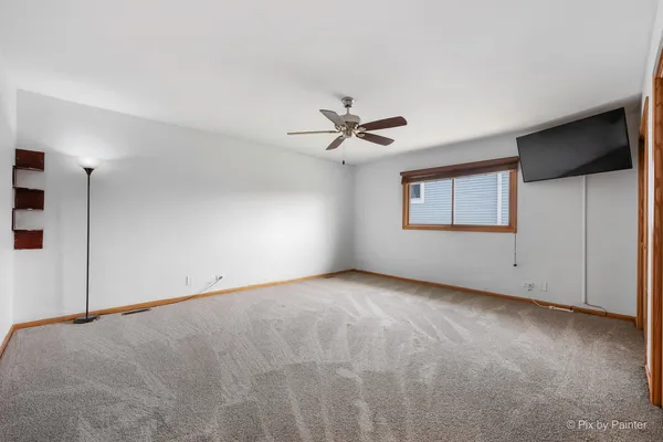 $3,500 | 2083 Maplewood Circle, Naperville, IL 60563
