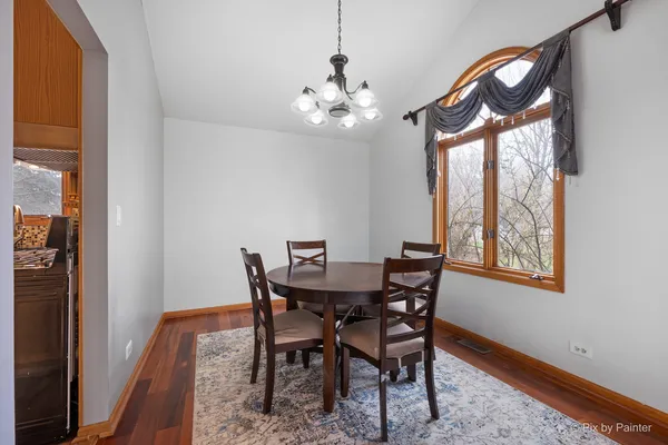 $3,500 | 2083 Maplewood Circle, Naperville, IL 60563