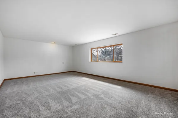 $3,500 | 2083 Maplewood Circle, Naperville, IL 60563