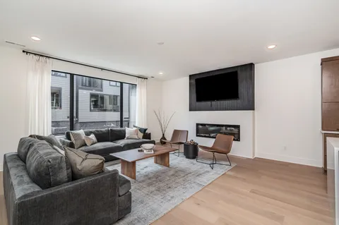 $1,350,037 | 544 A Rosedale Avenue, Unit 11, Nashville, TN 37211