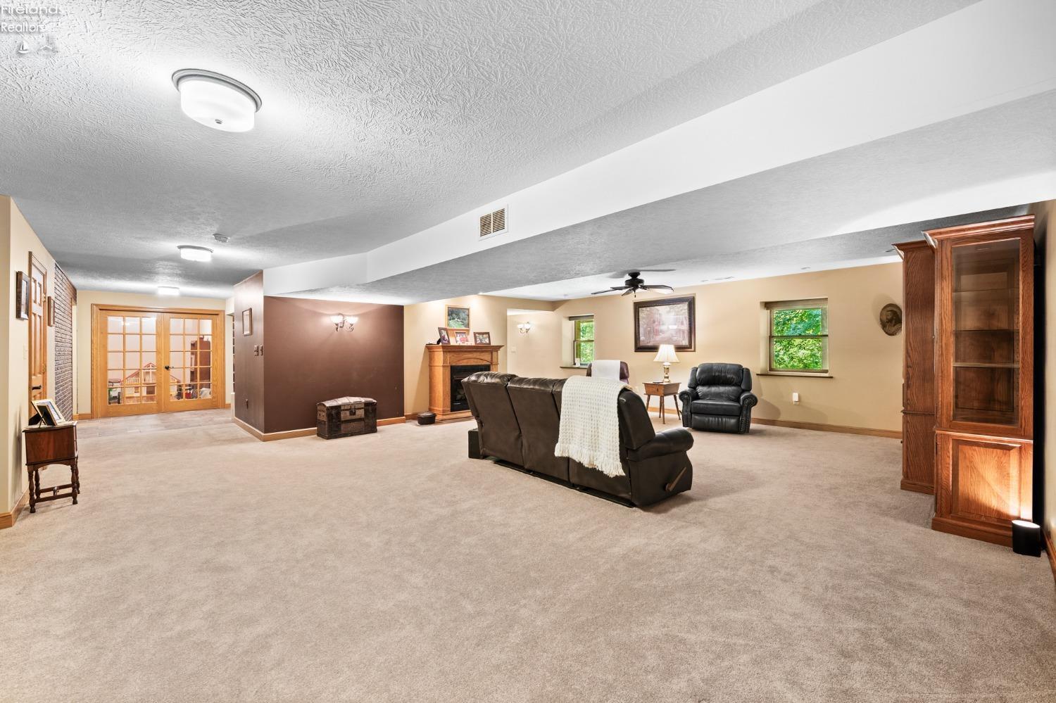 1794 Graham Road Willard, OH 44890 - Photo 25 of 49 Gallery Image 25