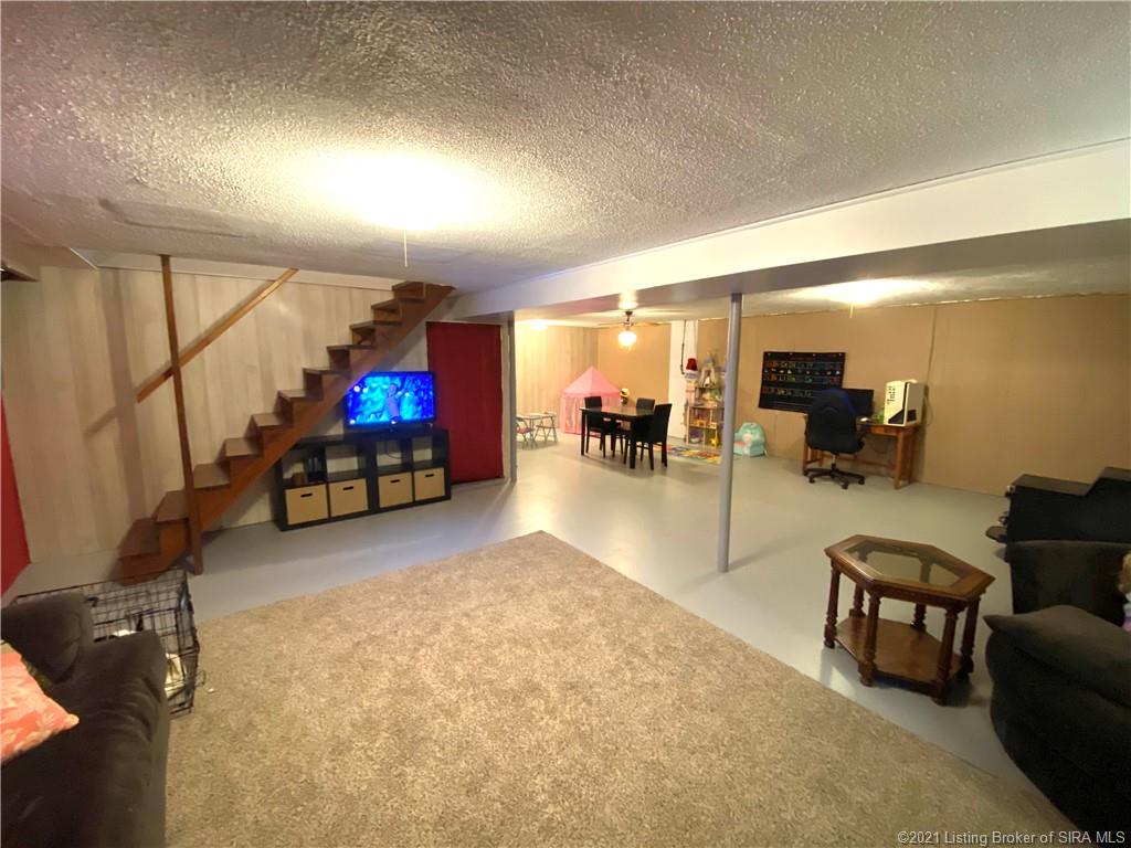 17347 Sumner Road Borden, IN 47106 - Photo 23 of 45 Gallery Image 23