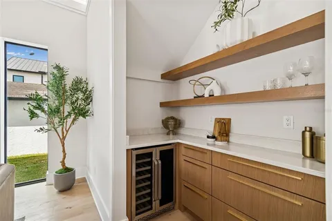 $1,800,000 | 810 West Braddock Street, Tampa, FL 33603