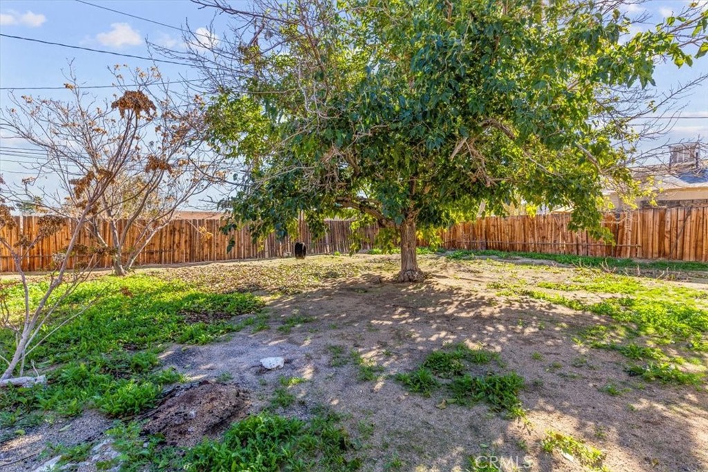 6431 Goleta Avenue Yucca Valley, CA 92284 - Photo 37 of 52