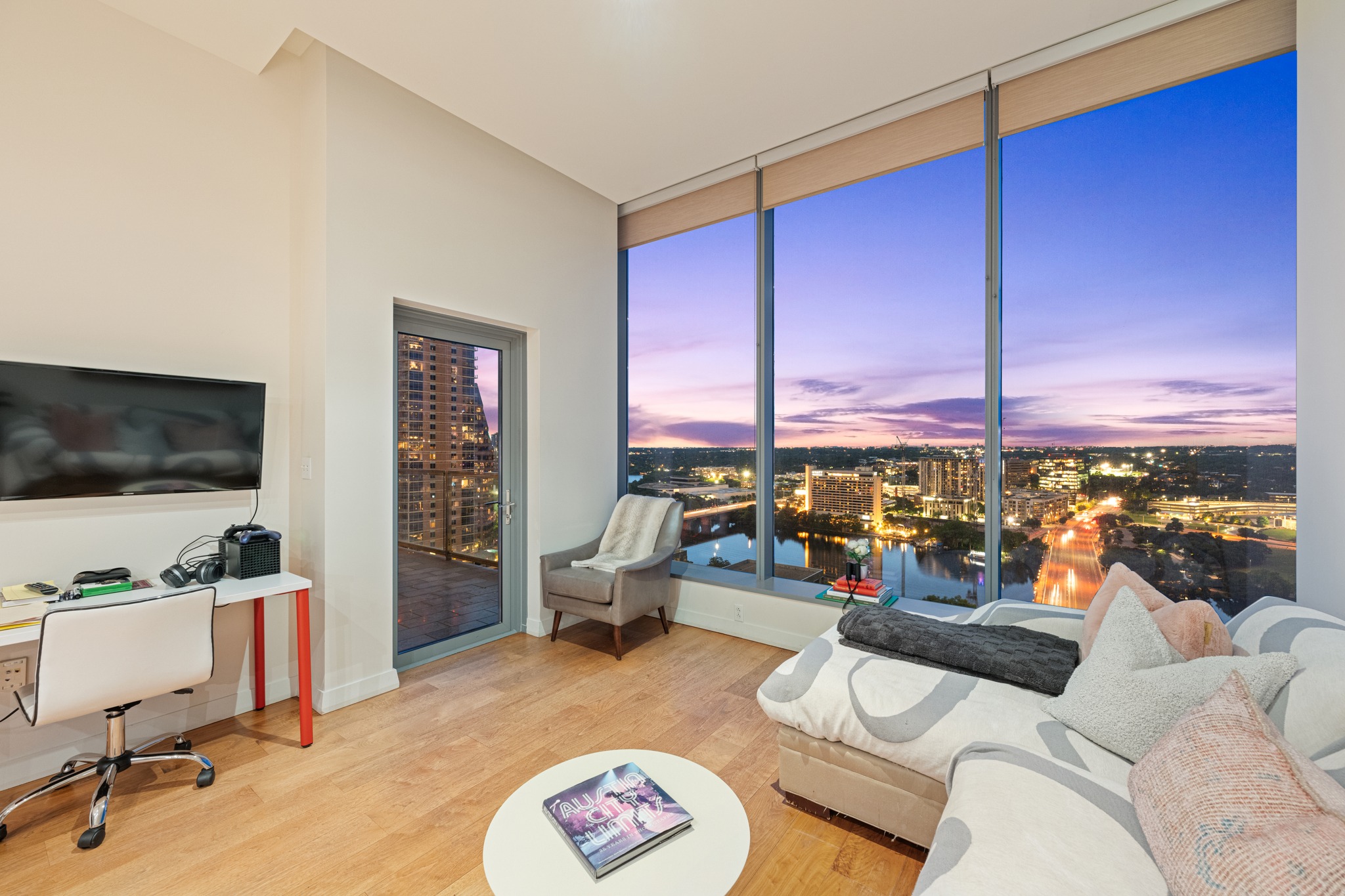 210 Lavaca Street, Unit 1902 Austin, TX 78701 - Photo 7 of 28