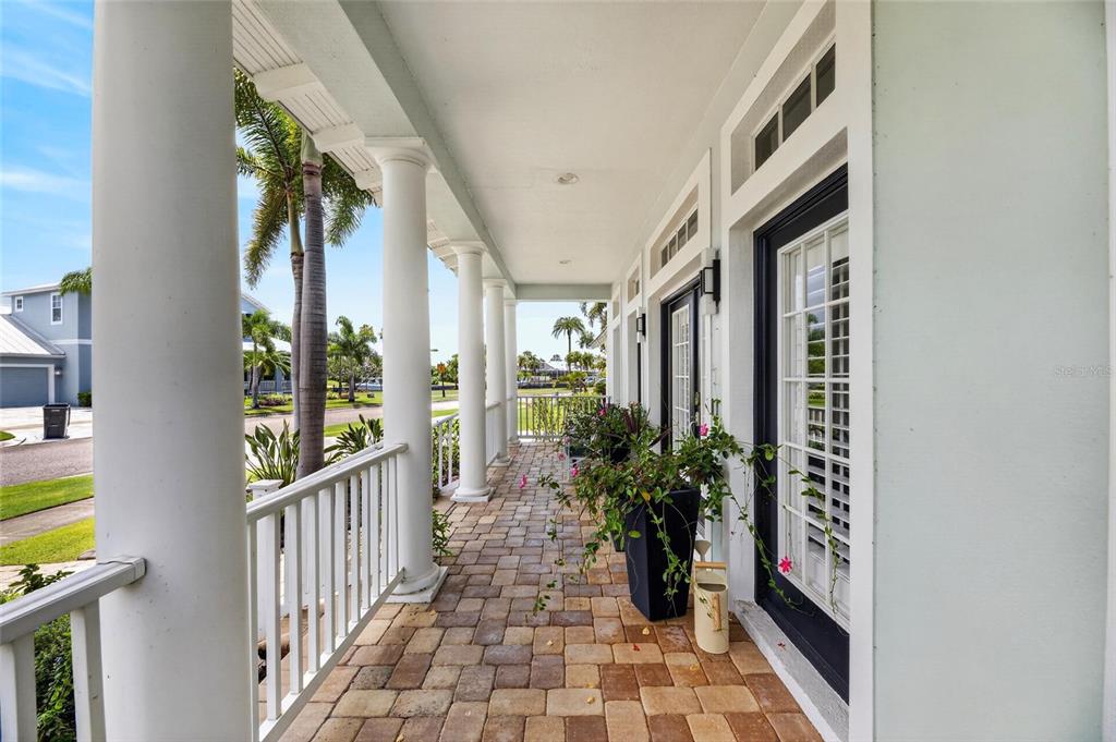 508 Islebay Drive Apollo Beach, FL 33572 - Photo 9 of 98
