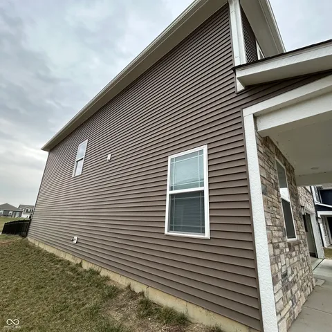 $2,250 | 1913 Downey Lane, Greenfield, IN 46140