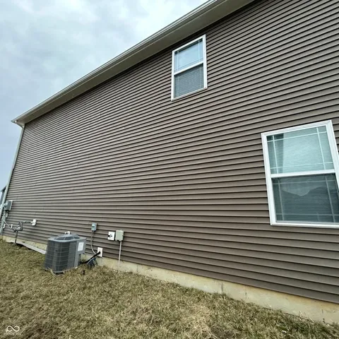 $2,250 | 1913 Downey Lane, Greenfield, IN 46140