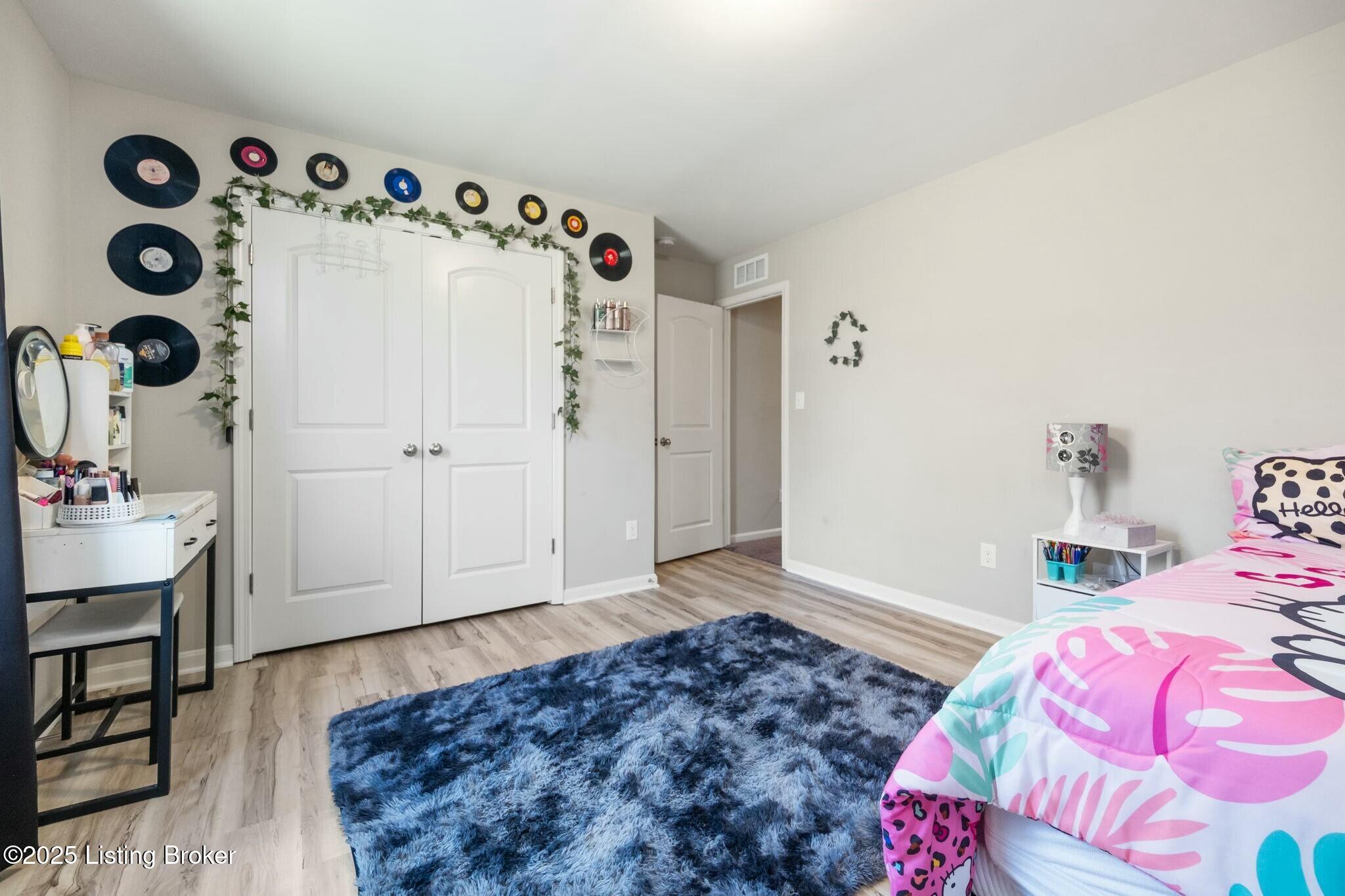 8428 Gateway Run Road Louisville, KY 40229 - Photo 31 of 63 tempImagekzNwU1