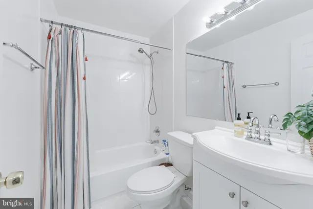 $650,000 | 2002 Golf Course Drive, Reston, VA 20191