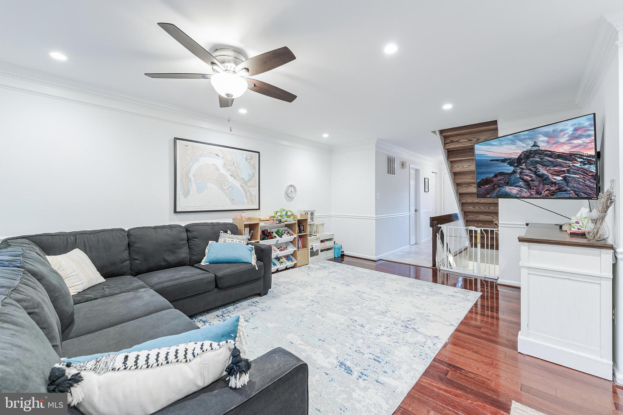 2002 Golf Course Drive Reston, VA 20191 - Photo 9 of 46