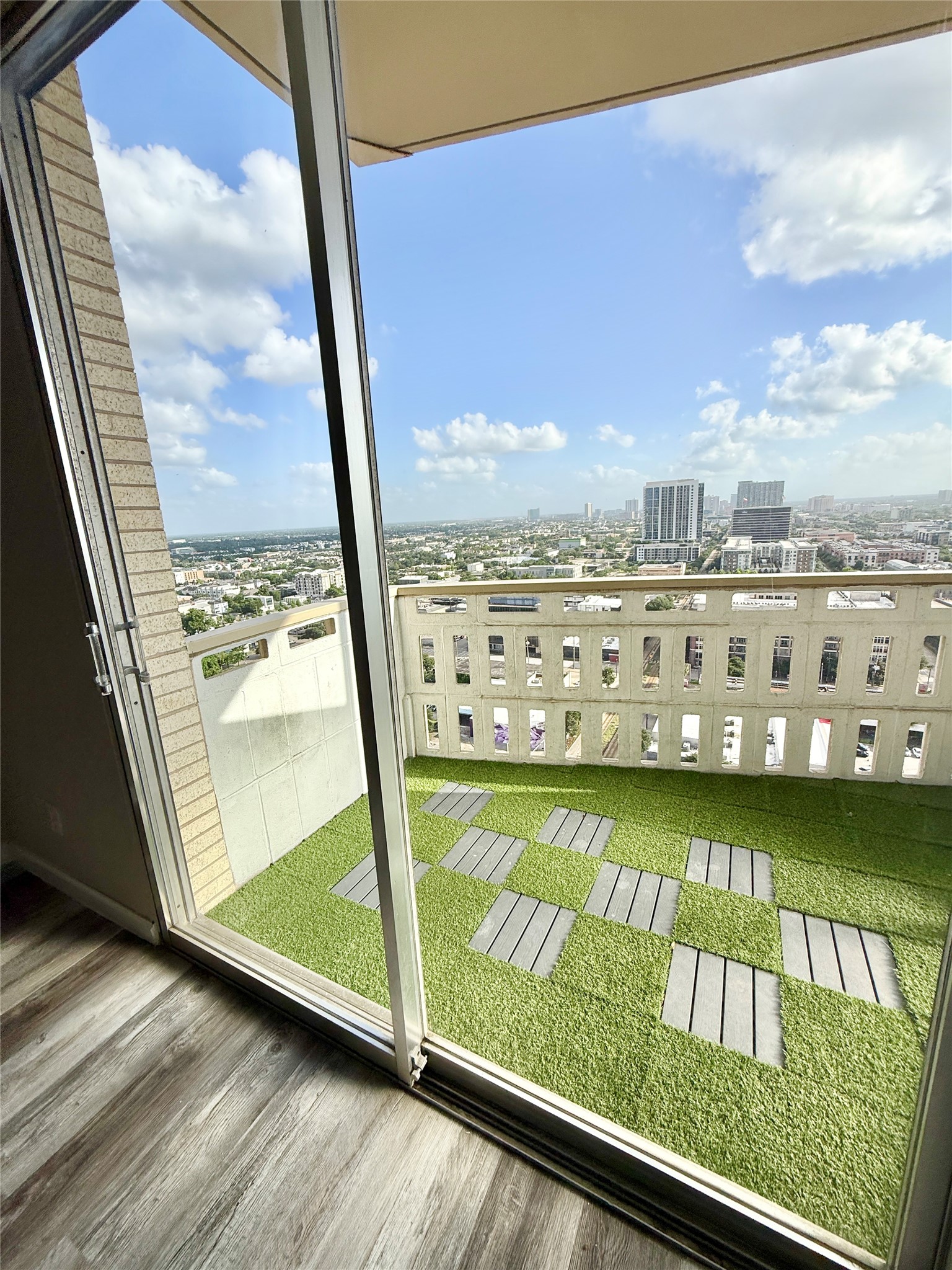2016 Main Street, Unit 2204 Houston, TX 77002 - Photo 18 of 24 Balcony door from living area