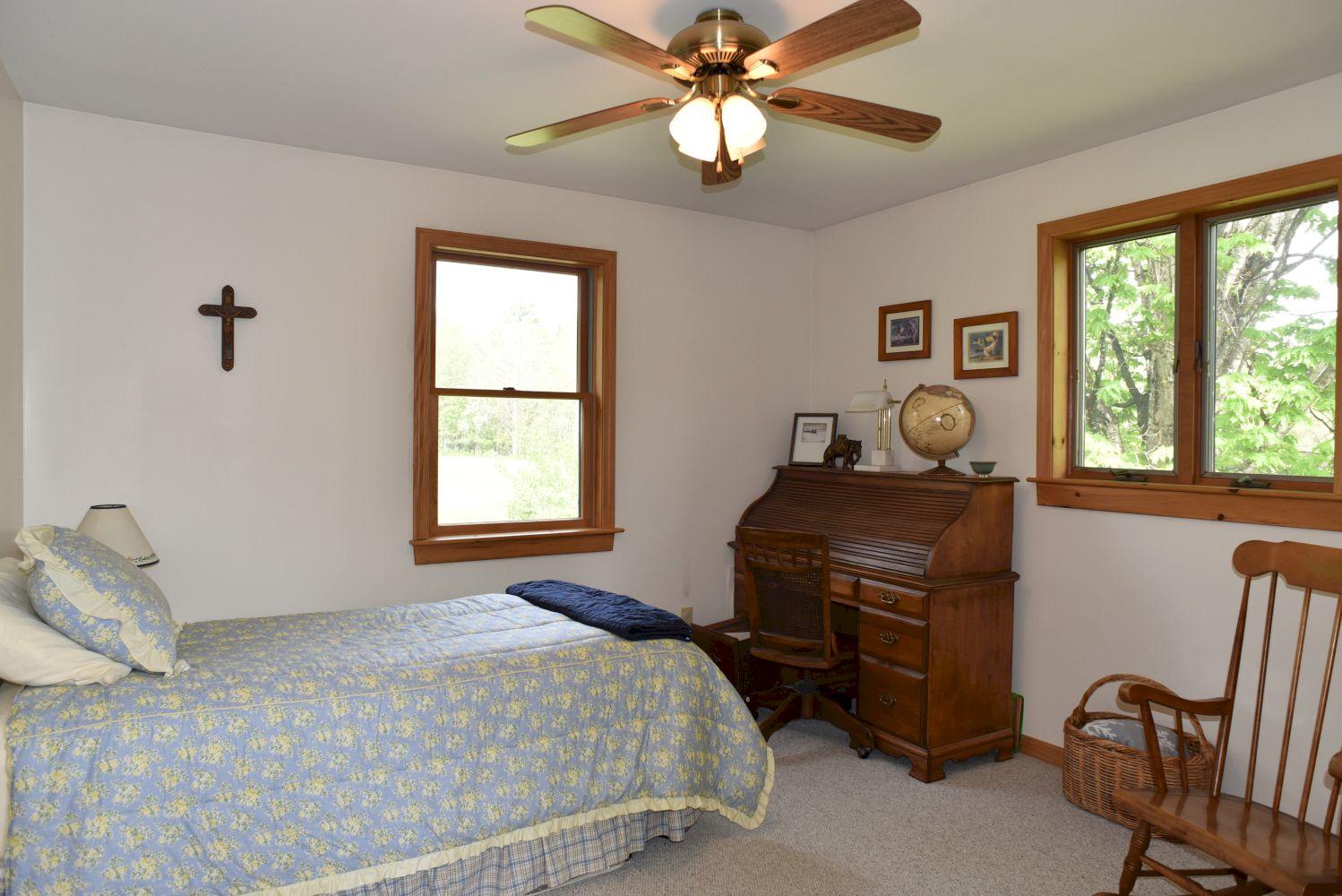 1476 South Solon Road Solon, ME 04979 - Photo 35 of 55 35. Office and guest room