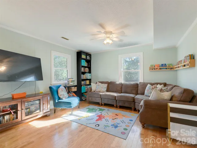 $425,000 | 3021 University Drive, Lancaster, SC 29720