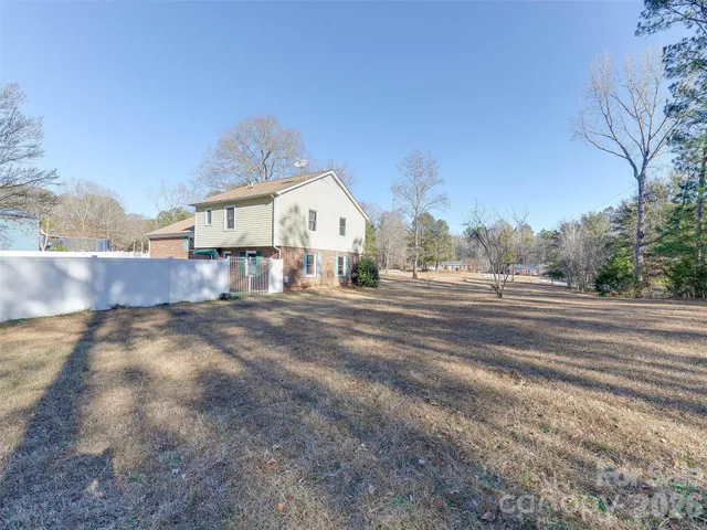 $425,000 | 3021 University Drive, Lancaster, SC 29720