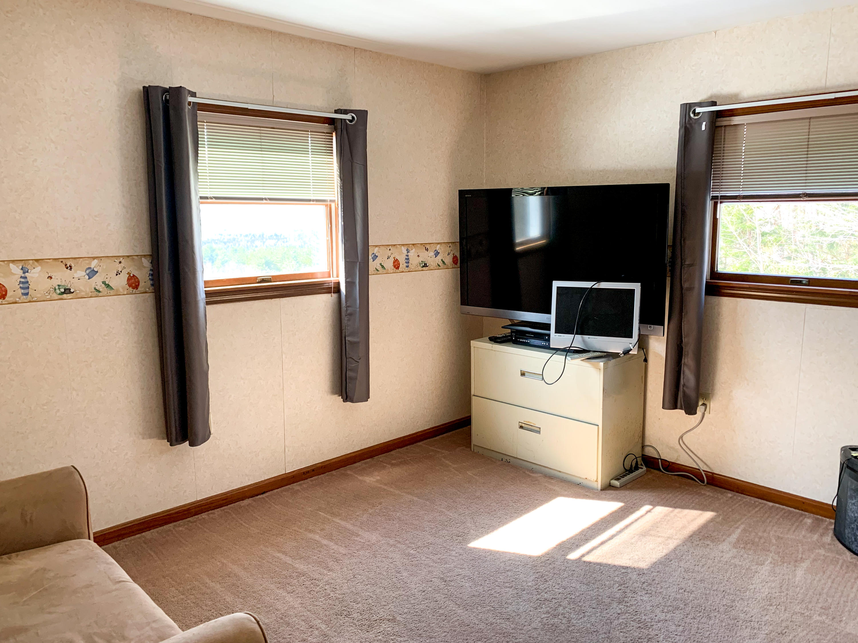 50 Applebee Hill Road Guilford, ME 04443 - Photo 13 of 31 11-bedroom