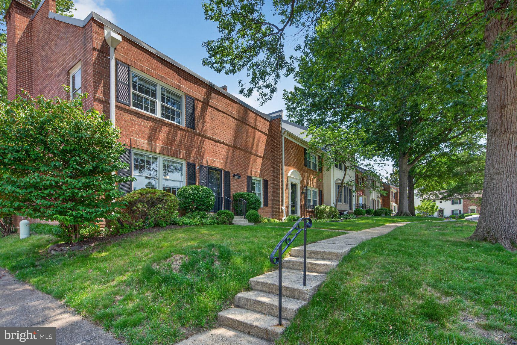 8336 Garfield Court Springfield, VA 22152 - Photo 1 of 61