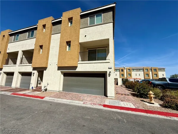 $2,490 | 3720 Brilliant Sunset Street, Las Vegas, NV 89129