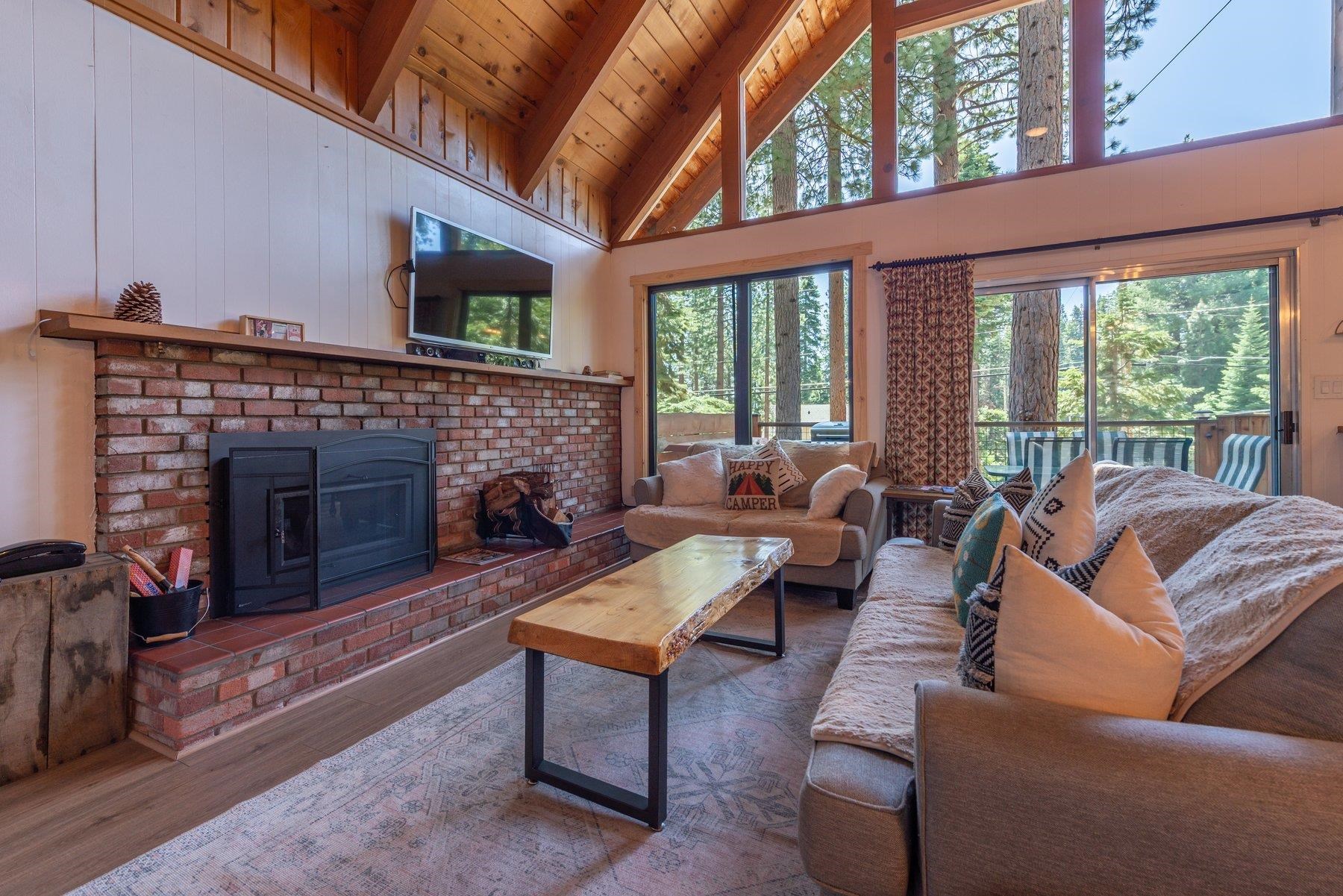5800 Uplands Road Carnelian Bay, CA 96140 - Photo 6 of 26 Gallery Image 6