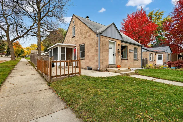 $265,000 | 2775 South 49th Street, Milwaukee, WI 53219