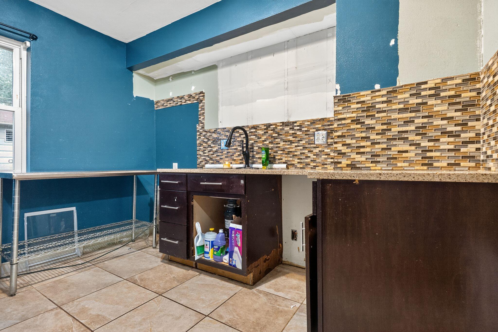 2775 South 49th Street Milwaukee, WI 53219 - Photo 9 of 10 8