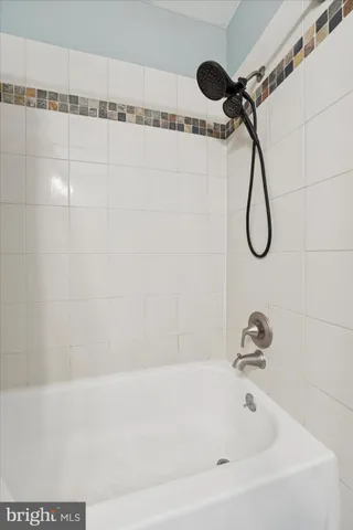 $260,000 | 275 Old Forge Crossing, Devon, PA 19333