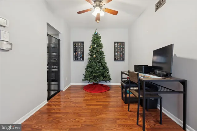 $260,000 | 275 Old Forge Crossing, Devon, PA 19333