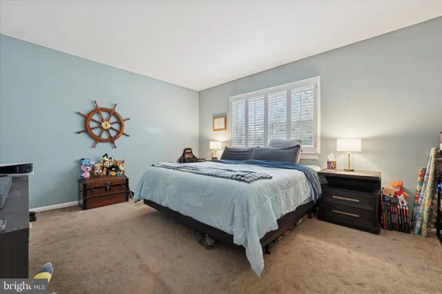 $260,000 | 275 Old Forge Crossing, Devon, PA 19333