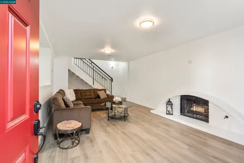 $390,000 | 2593 El Portal Drive, Unit C, San Pablo, CA 94806