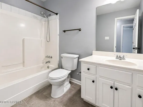 $1,700 | 9455 Pecan Tree Drive, Baton Rouge, LA 70810